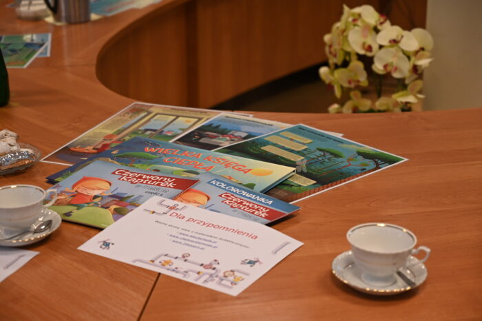 prezentacja materiałów dydaktycznych dla nauczycieli potrzebnych do przeprowadzenia projektu