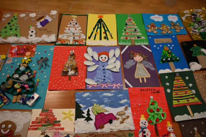 Prace konkursowe - Bożonarodzeniowa kartka świąteczna z recyklingu