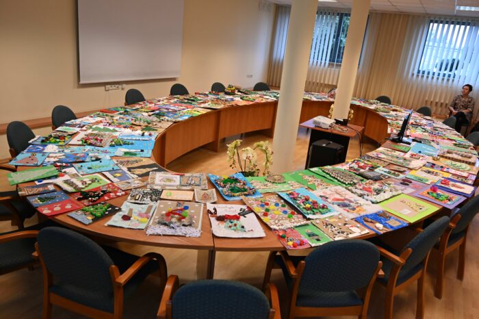 Prace konkursowe - Bożonarodzeniowa kartka świąteczna z recyklingu