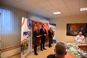 uroczystość wręczenia nagród laureatom konkursu plastycznego Ciepło Świąt