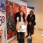 laureatka konkursu plastycznego Ciepło Świąt , Członek Zarządu oraz Naczelnik Wydziału Edukacji UM